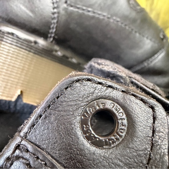 Vintage Dr. Martens Black Leather Lace Up Platform Pulley Shoes Made in England - Picture 7 of 12